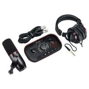 Focusrite Vocaster Two Studio – Kit de Podcasting Complet 1 Personne avec Micro XLR, Casque, Interface Audio USB-C et Câbles