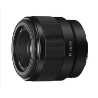 Objectif Sony FE 50mm f/1.8 Focale fixe adapté aux séries A7, A6000, A5100, A5000 et Nex, monture E