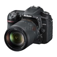 Nikon D7500 Kit AF-S DX NIKKOR 18-140mm VR – Reflex APS-C 20,9 MP, rafale 8 im/s, 4K et autofocus 51 points pour la photo polyvalente et la vidéo